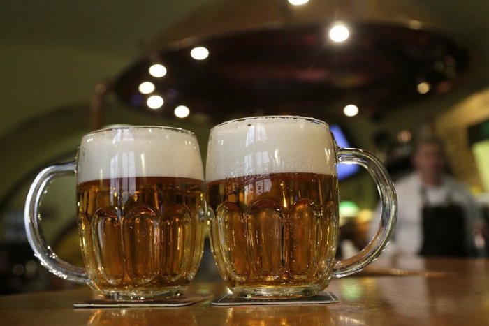 Ilustračný obrázok k článku Zlatý mok z Lučenca chutí po striebre a patrí medzi najlepšie slovenské pivá