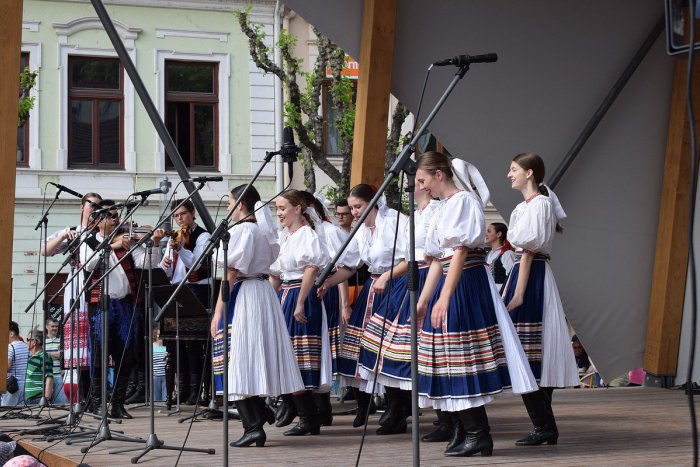 Ilustračný obrázok k článku Trenčianske folklórne slávnosti: Kompletný PROGRAM na jednom mieste