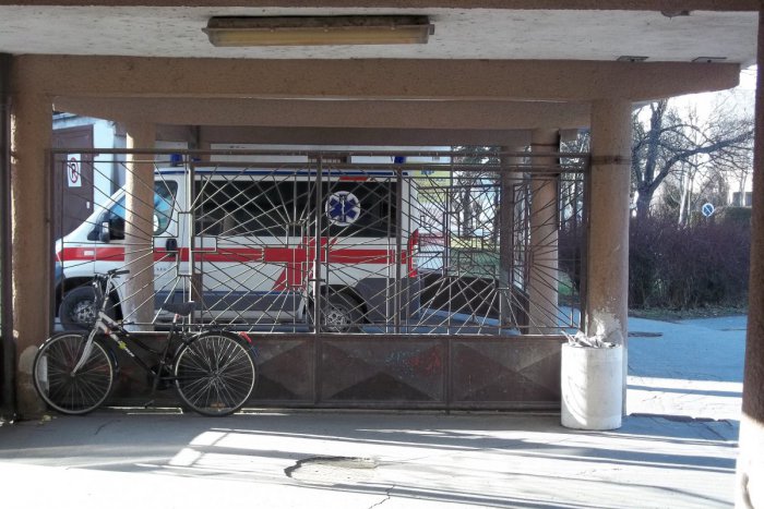 Ilustračný obrázok k článku Problémy so záchrankou majú svoju príčinu: Záchranári hovoria o vyťaženosti