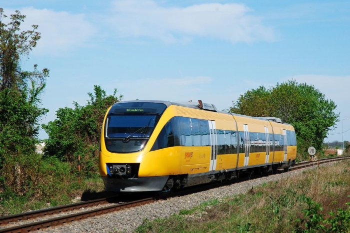Ilustračný obrázok k článku Medzi Podunajskými Biskupicami a obcou Nové Košariská bola zastavená vlaková doprava