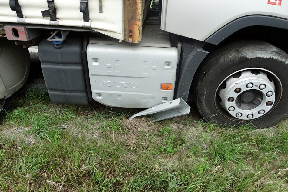 Ilustračný obrázok k článku Stala sa smutná tragédia: Muža pritlačil kamión, na mieste podľahol zraneniam