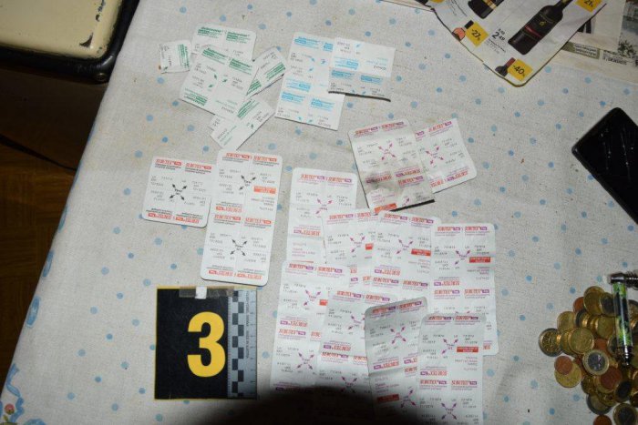 Ilustračný obrázok k článku Polícia obvinila z drogovej trestnej činnosti 60-ročného Košičana