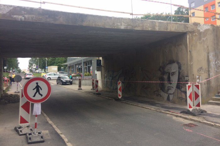 Ilustračný obrázok k článku Úplná uzávierka mosta v Poprade na Francisciho ulici: Zmeny v linkách MHD