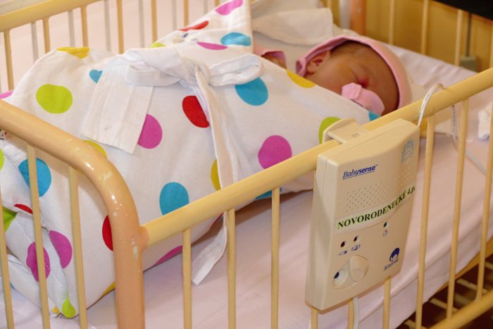 Ilustračný obrázok k článku Nemocnica v Zámkoch s užitočným darom: Na novorodencov dohliadnu nové monitory