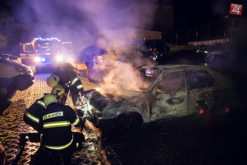 Ilustračný obrázok k článku Autá v plameňoch: Čo sa to dialo na známom parkovisku v Považskej? FOTO