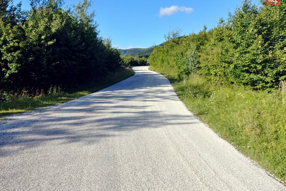 Ilustračný obrázok k článku Nová cesta cez Pačanský kopec? Po pár kilometroch príde realita, FOTO!