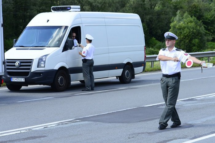 Ilustračný obrázok k článku Policajti v okrese Lučenec budú kontrolovať vodičov