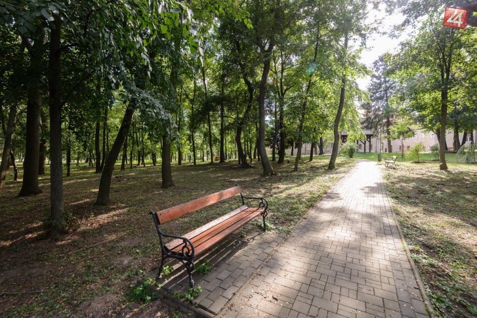 Ilustračný obrázok k článku TIP NA VÝLET: Oddýchnite si v parku pri kaštieli, v ktorom pobýval aj Karel Čapek