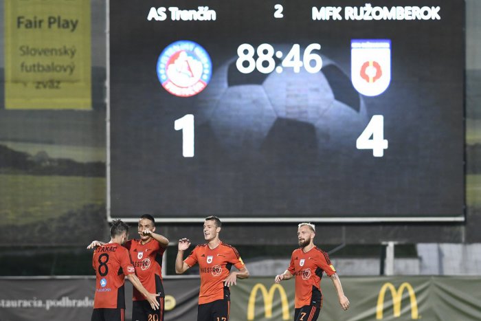 Ilustračný obrázok k článku Prvý zápas sezóny Fortuna ligy: AS Trenčín podľahol Ružomberku