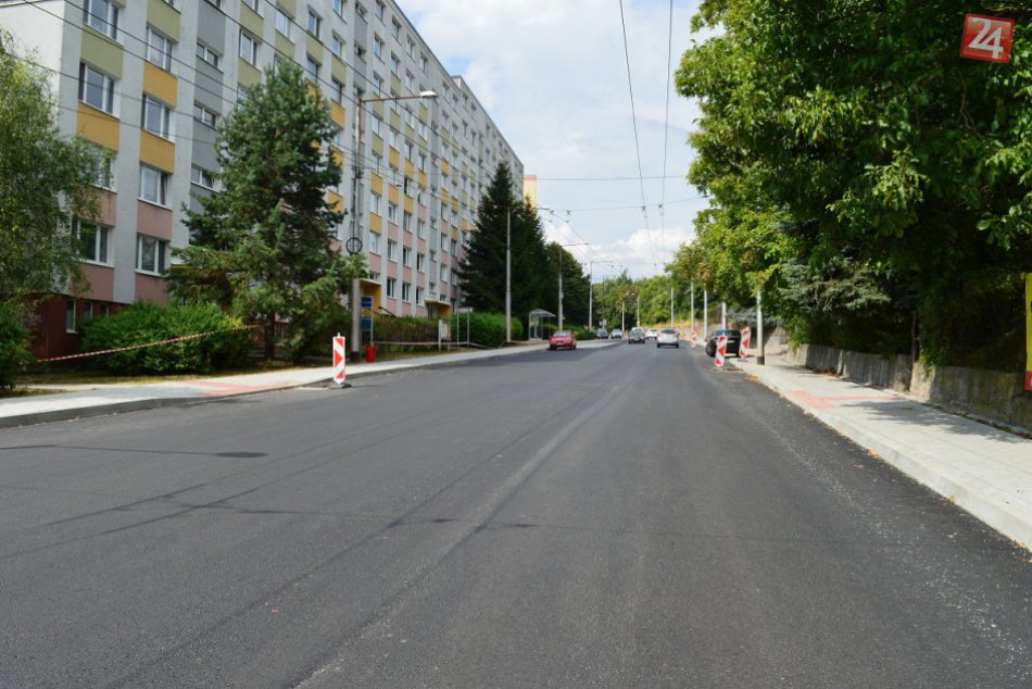 Ilustračný obrázok k článku Vodičov aj cestujúcich čakajú obmedzenia. Poľnú ulicu v Bystrici úplne uzatvoria