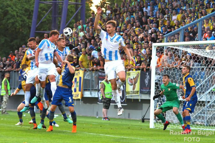 Ilustračný obrázok k článku Fortuna liga pokračovala tretím kolom: Na čele Slovan a DAC bez straty bodu