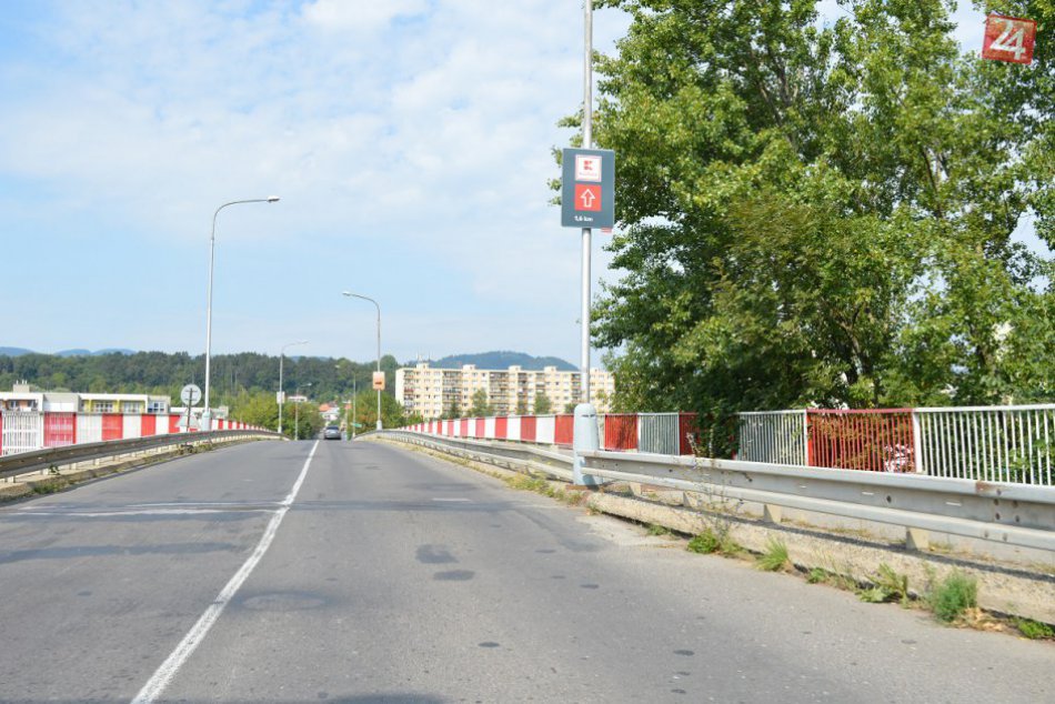Ilustračný obrázok k článku Čoskoro sa začne s výmenou mostových dilatácií na Zvolenskej ceste. Práce prebehnú v 2 etapách
