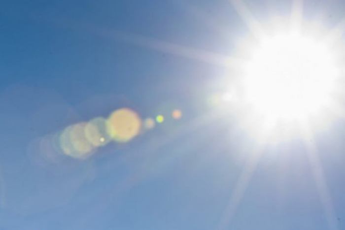 Ilustračný obrázok k článku RANNÁ ŠTVORKA:  V slnečný piatok môže teplomer ukázať až 30 °C, meniny má Matúš