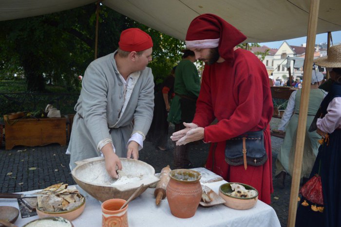 Ilustračný obrázok k článku Šéfkuchár stredovekej kuchyne v Žiline: Táto kombinácia chutí vás prekvapí! FOTO a VIDEO