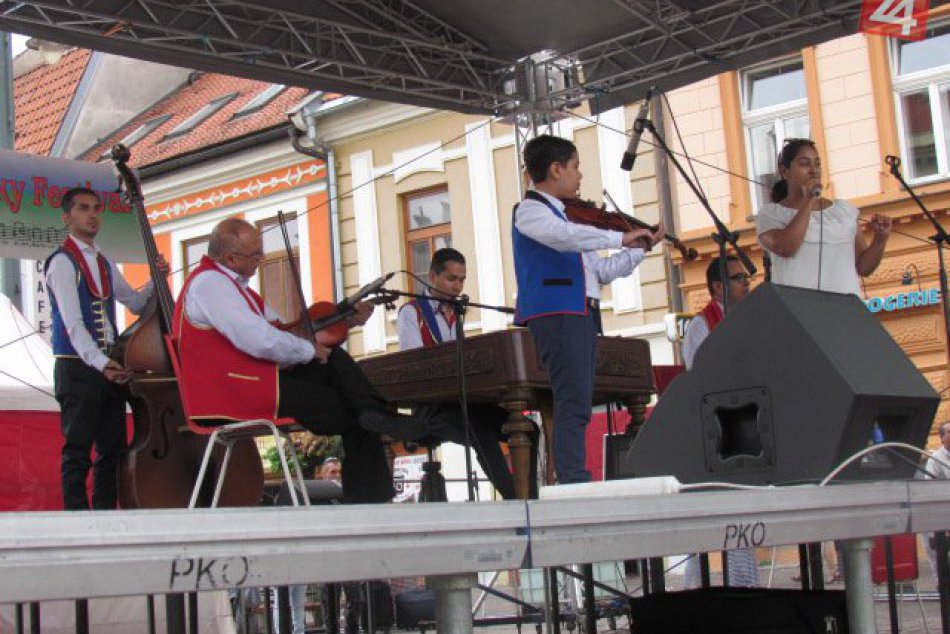 Ilustračný obrázok k článku Pozrite si to v obrazoch: Prešovský rómsky festival zaplnil Hlavnú ulicu