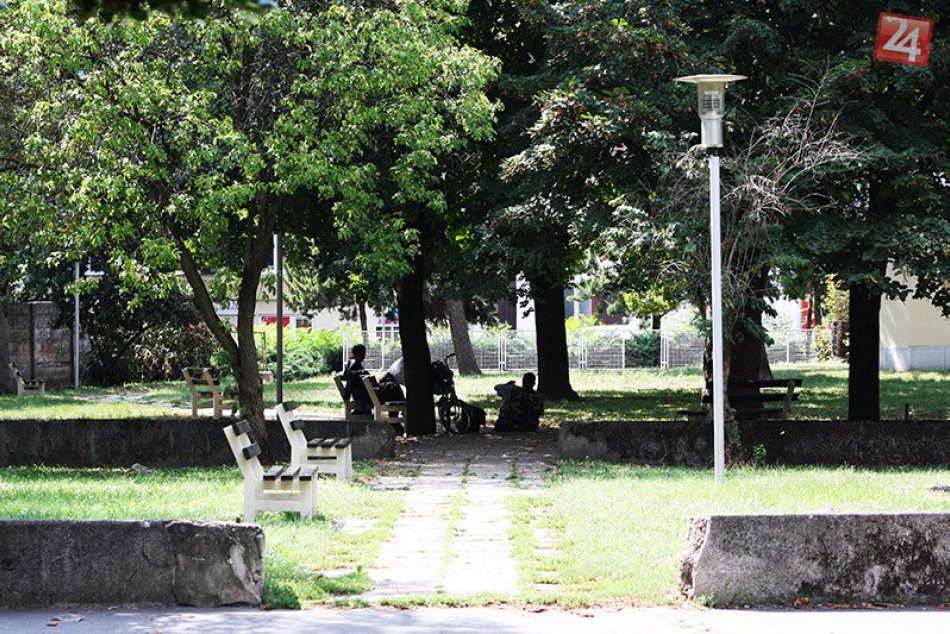 Ilustračný obrázok k článku Park pri Sokolovni by sa mohol dočkať obnovy: Mesto chce využiť grantový program