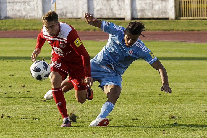 Ilustračný obrázok k článku Reklama na futbal: Trenčín zázračne odvrátil prehru so Slovanom, VIDEO a FOTO