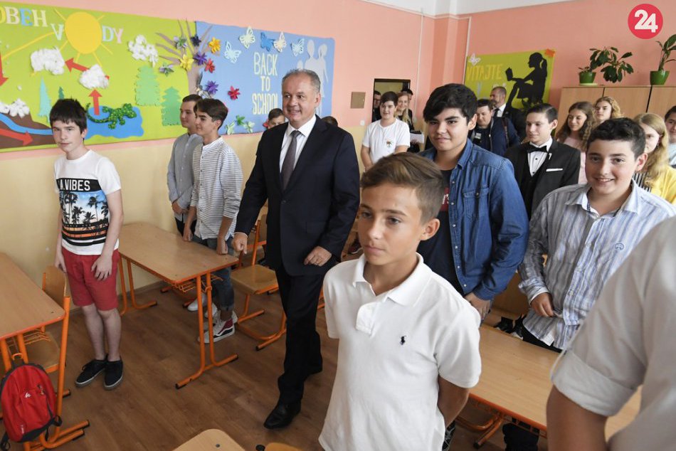 Ilustračný obrázok k článku FOTO: Prezident Andrej Kiska otváral školský rok na košickej ZŠ