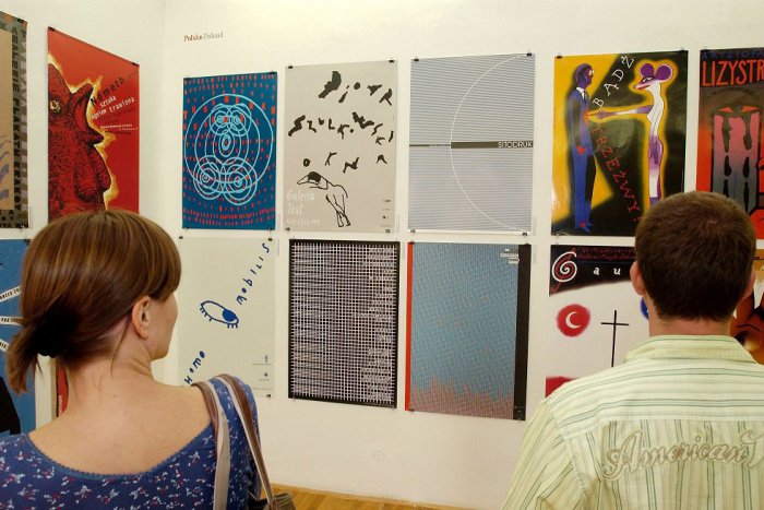 Ilustračný obrázok k článku Trienále plagátu Trnava má víťazov: Najviac finalistov sa prebojovalo z Číny