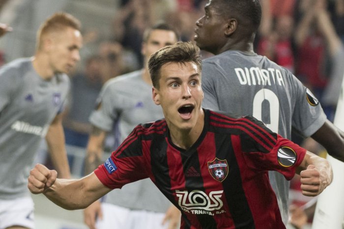 Ilustračný obrázok k článku Oravec hrdinom zápasu proti Anderlecht Brusel: Víťazný gól venoval nebohému dedkovi