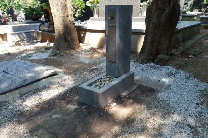 Ilustračný obrázok k článku Novinka na mestskom cintoríne: Boli nainštalované nové fontánky s pitnou vodou