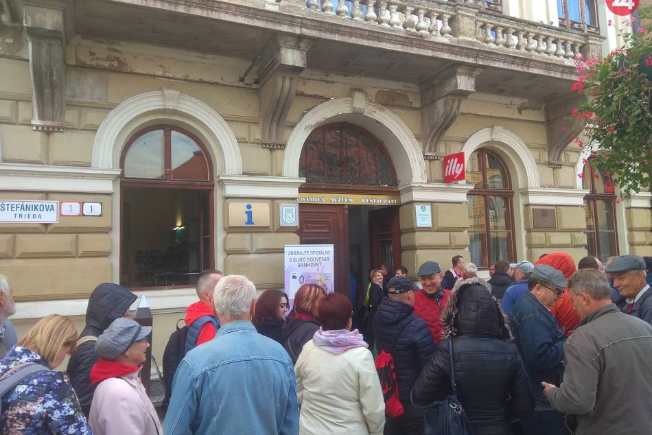 Ilustračný obrázok k článku Ošiaľ pokračuje: V Nitre sa bude predávať limitovaná eurobankovka k 100. výročiu