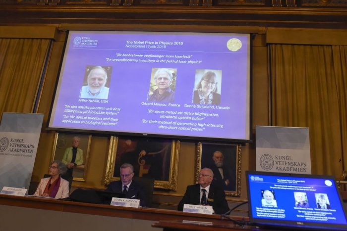 Ilustračný obrázok k článku Svet spoznal nových laureátov Nobelovej ceny za fyziku