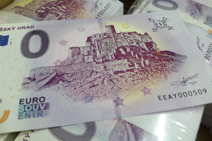 Ilustračný obrázok k článku Lákavý suvenír: Na Spišskom hrade si budete môcť kúpiť nulovú eurobankovku
