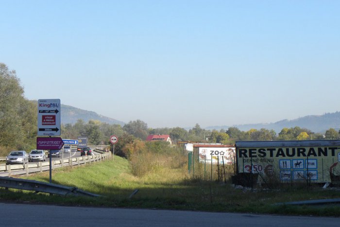 Ilustračný obrázok k článku Reklamný smog pri žilinských cestách: Mesto sa zameralo na tieto úseky