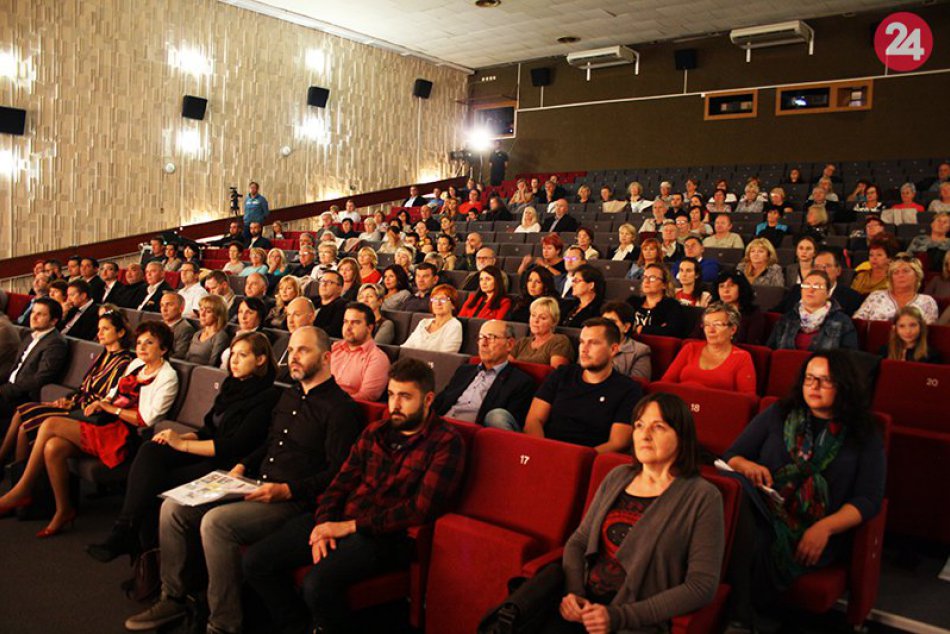 Ilustračný obrázok k článku Deň v žiarskom kine zadarmo: Mieri k nám medzinárodný filmový festival