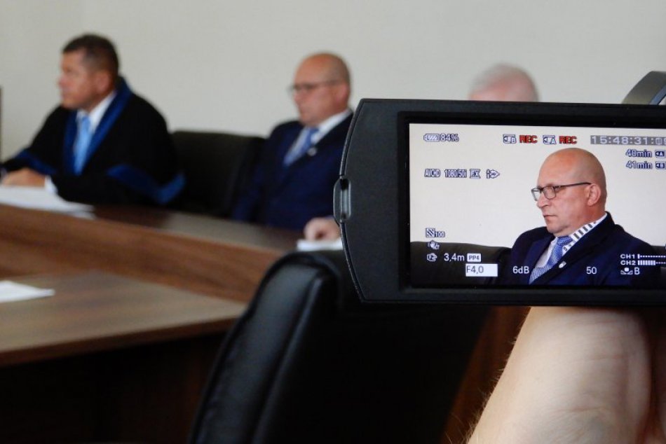 Ilustračný obrázok k článku Pojednávanie odročené: Primátor Švagerko pred súdom, necíti sa byť vinný