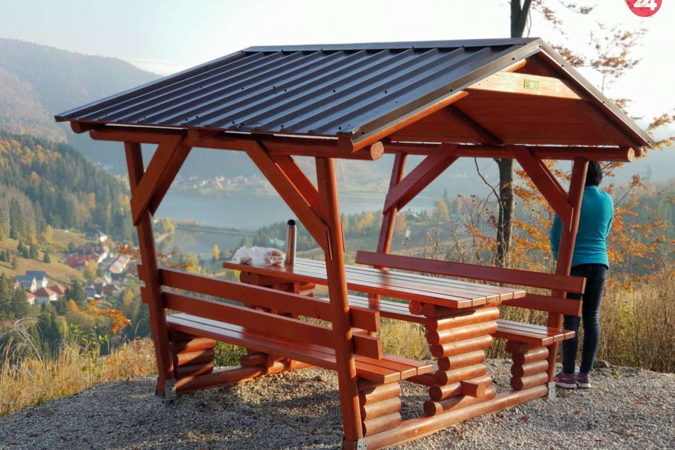 Ilustračný obrázok k článku Zrekonštruovaný náučný chodník v Dobšinskej Maši: Pribudla aj vyhliadka, FOTO!