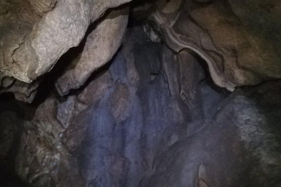 Ilustračný obrázok k článku Jaskyňa na Kalvárii v Nitre odhaľuje krásy: Po 68 rokoch ju znovuobjavili, FOTO