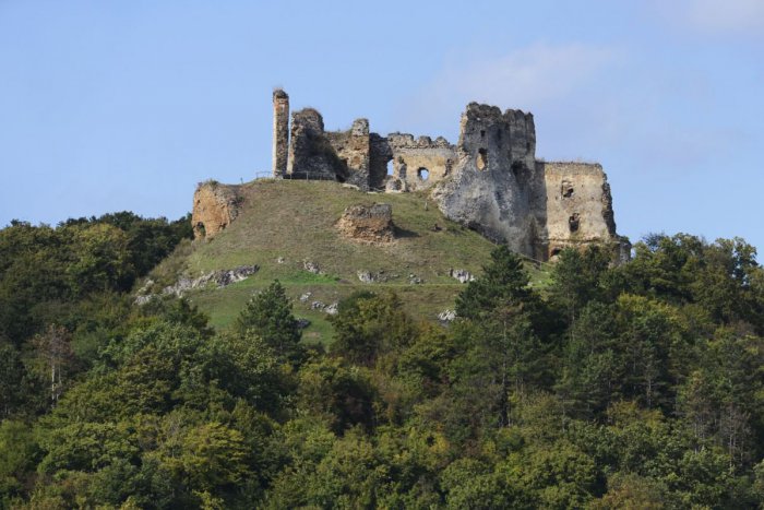 Ilustračný obrázok k článku SVET O SLOVENSKU: Na hrade Čičva objavili tajnú chodbu!