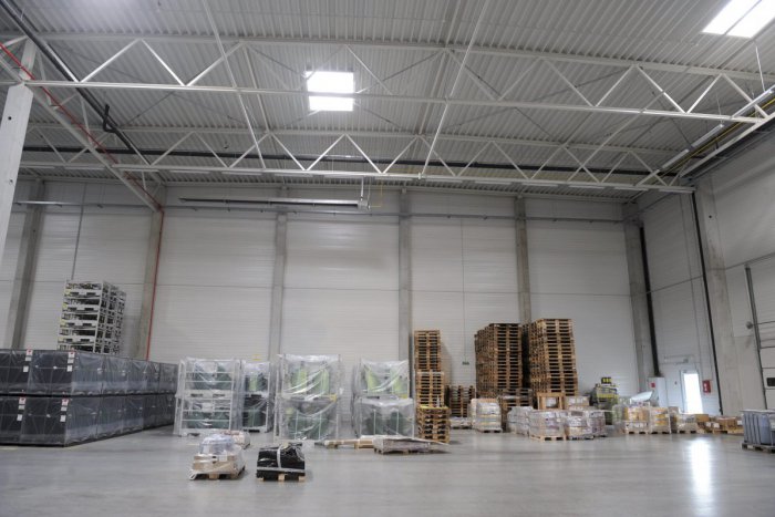 Ilustračný obrázok k článku Miliónová investícia na skok od Šale: Nové logistické centrum má zamestnať 700 ľudí