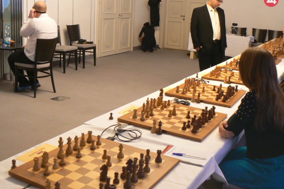 Ilustračný obrázok k článku KURIOZITA DŇA: Nový slovenský rekord, veľmajster naslepo odohral 10 šachových partií