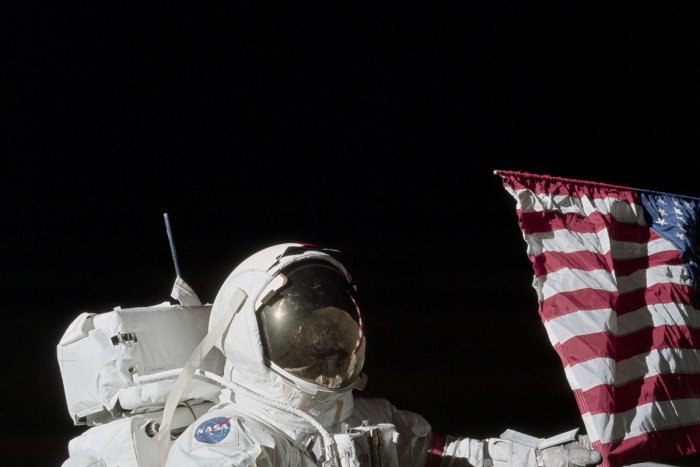Ilustračný obrázok k článku USA plánujú do 5 rokov znovu vyslať astronautov na Mesiac: Prvá by mala byť žena