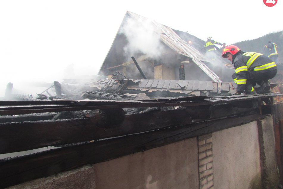 Ilustračný obrázok k článku Požiar stolárskej dielne v Liptovskej Lužnej: FOTO priamo z miesta