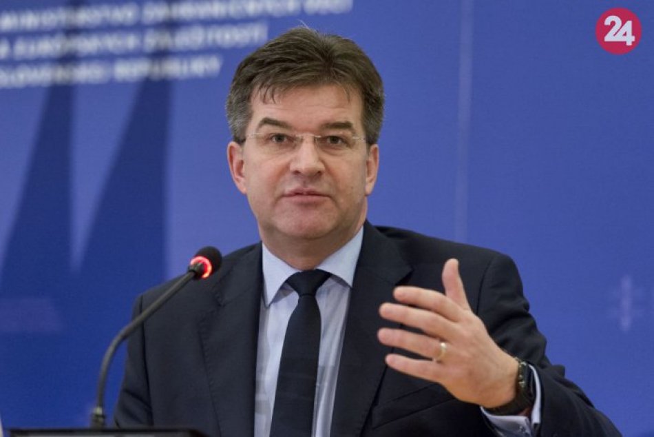 Ilustračný obrázok k článku Minister Lajčák vystúpil na bystrickej UMB. O čom prednášal študentom?