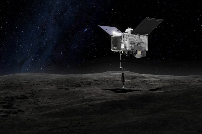 Ilustračný obrázok k článku Sonda OSIRIS-REx sa po 2 rokoch priblížila k asteroidu: Bennu meria takmer pol kilometra