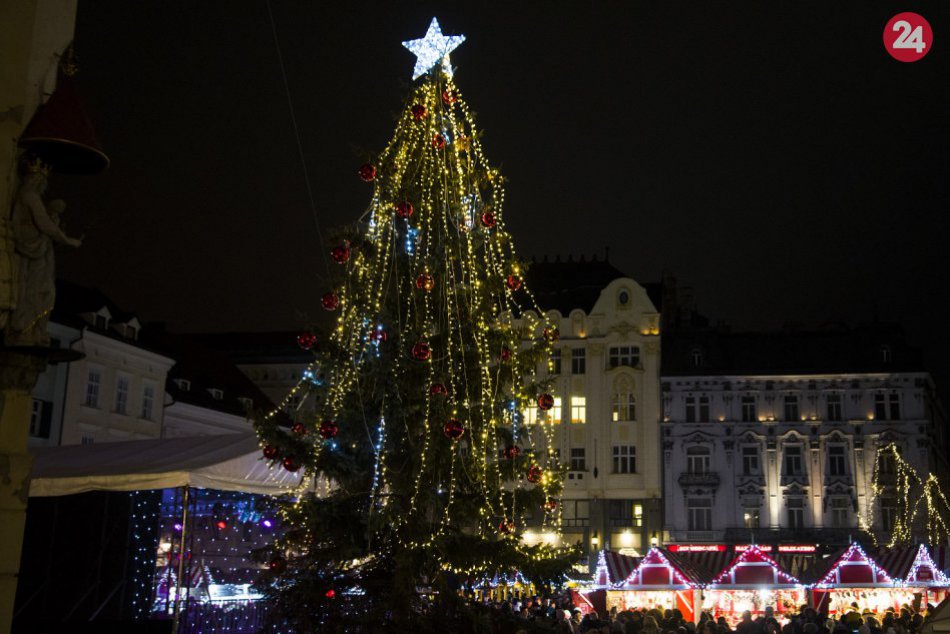 Ilustračný obrázok k článku SVET O SLOVENSKU: Vianočné trhy majú viac ako 700 rokov