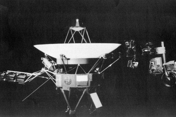 Ilustračný obrázok k článku Vesmírom letí 41 rokov: Sonda Voyager 2 opustila našu slnečnú sústavu