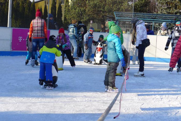 Ilustračný obrázok k článku Hor sa na korčule! Cez víkend sa môžete korčuľovať v halách aj vonku