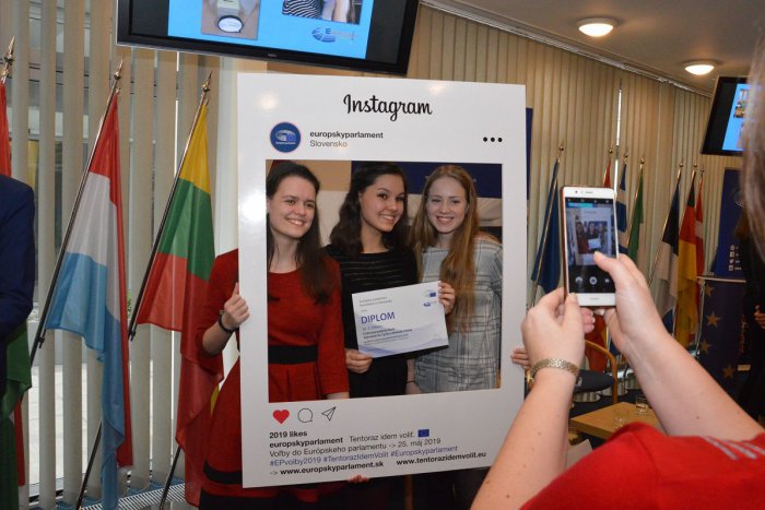Ilustračný obrázok k článku Študenti z košického Evanjelického gymnázia pocestujú do Európskeho parlamentu v Štrasburgu