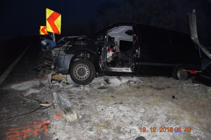 Ilustračný obrázok k článku FOTO z miesta vážnej nehody v Čoltove: Takto ju opisujú policajti
