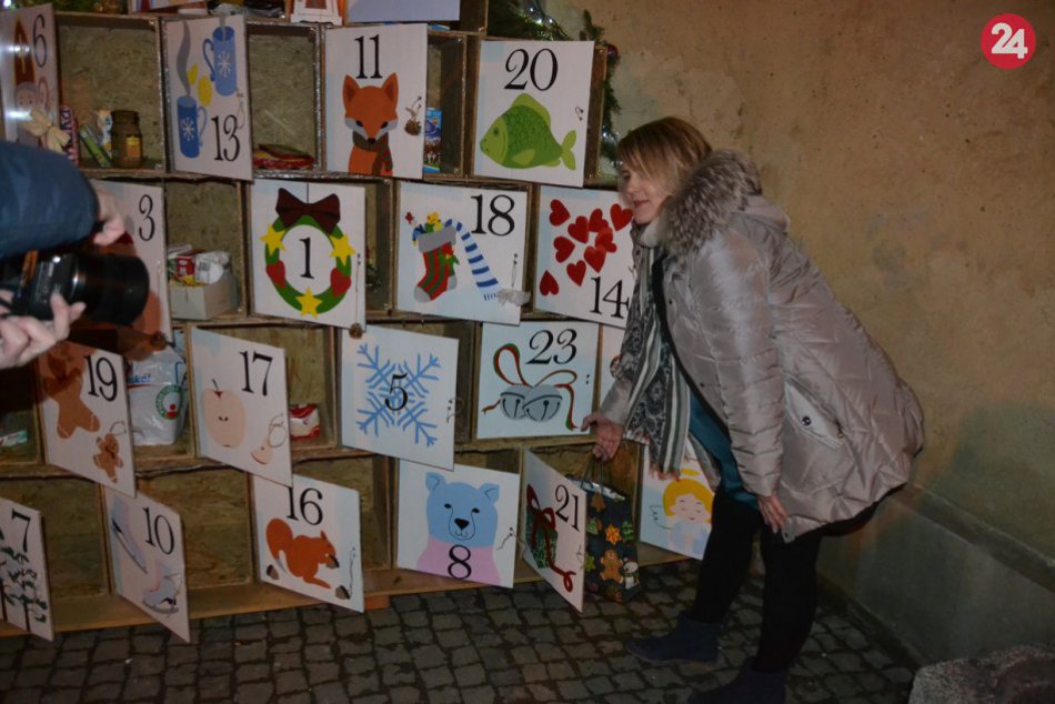 Ilustračný obrázok k článku Krásna myšlienka v Prešove: Obrátený Adventný kalendár, ktorý pomáha vyplnili 4x