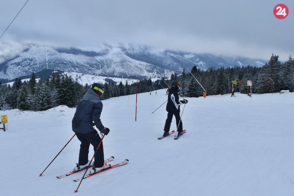 Ilustračný obrázok k článku Víkend na lyžiach: Kompletný prehľad snehových podmienok slovenských stredísk