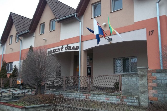 Ilustračný obrázok k článku V Hornej Kráľovej  vďaka dotácii opravia kulturák: Onedlho vyberú stavebný dozor