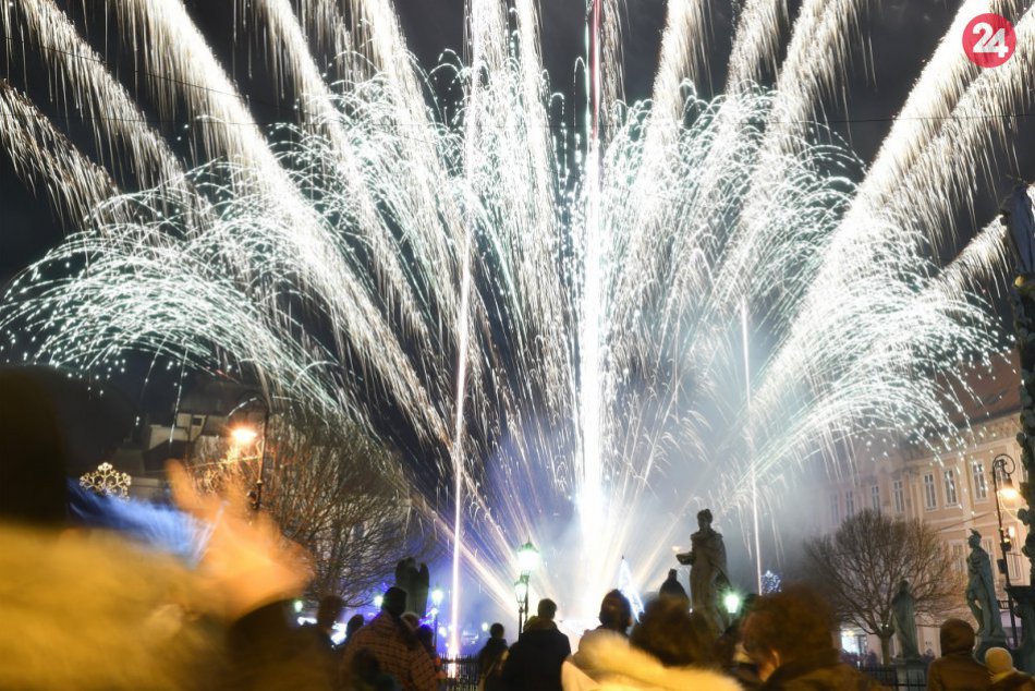 Ilustračný obrázok k článku Odvrátená strana ohňostrojov: Novoročné oslavy prudko znečistili vzduch aj u nás