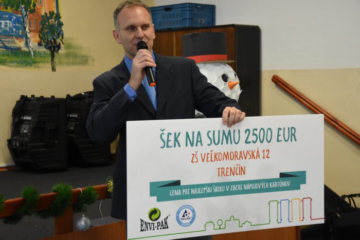 Ilustračný obrázok k článku ZŠ Veľkomoravská v Trenčíne získala v zbere 2500 eur: Načo ich využije?